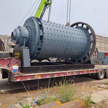 钢球在球磨机中起到什么作用